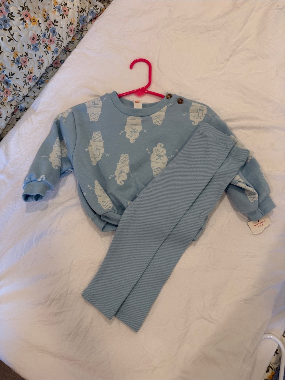 Cat & Jack Light Blue Octopus Sweatshirt and Ribbed Leggings Set